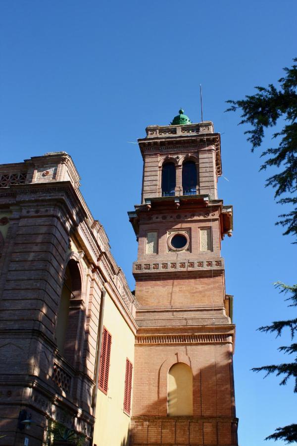 La Torre Di Caprera Apartment Siena Luaran gambar