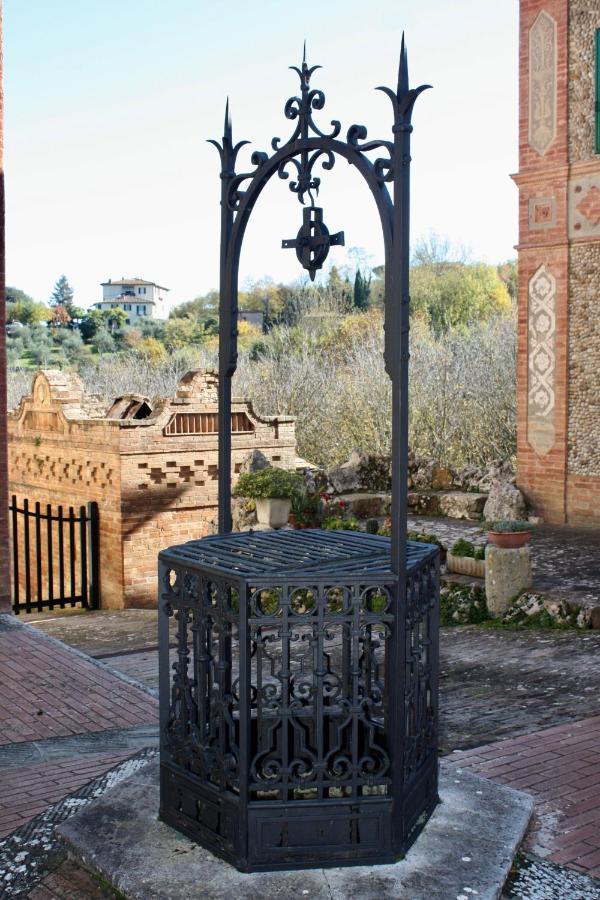 La Torre Di Caprera Apartment Siena Luaran gambar