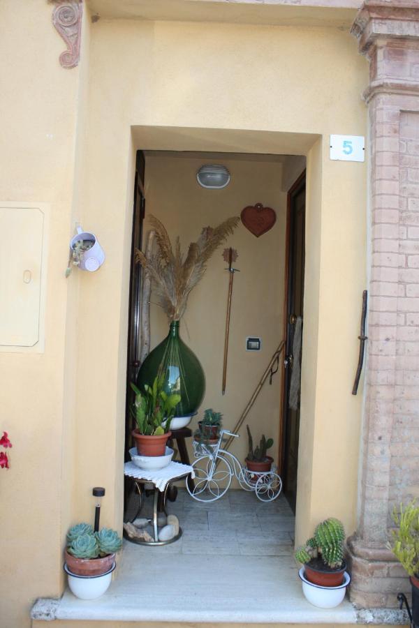 La Torre Di Caprera Apartment Siena Luaran gambar