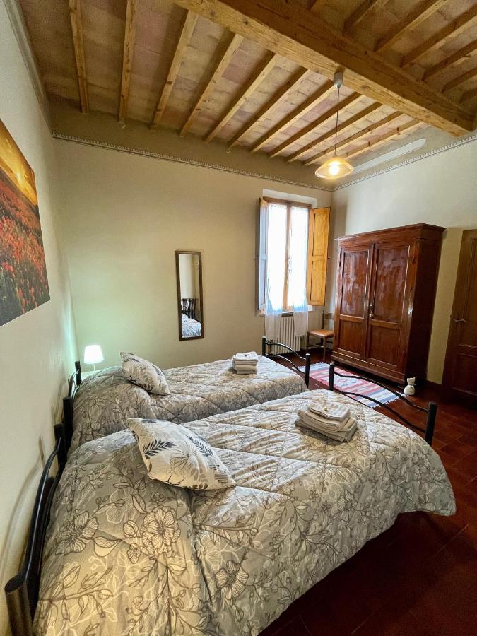 La Torre Di Caprera Apartment Siena Luaran gambar