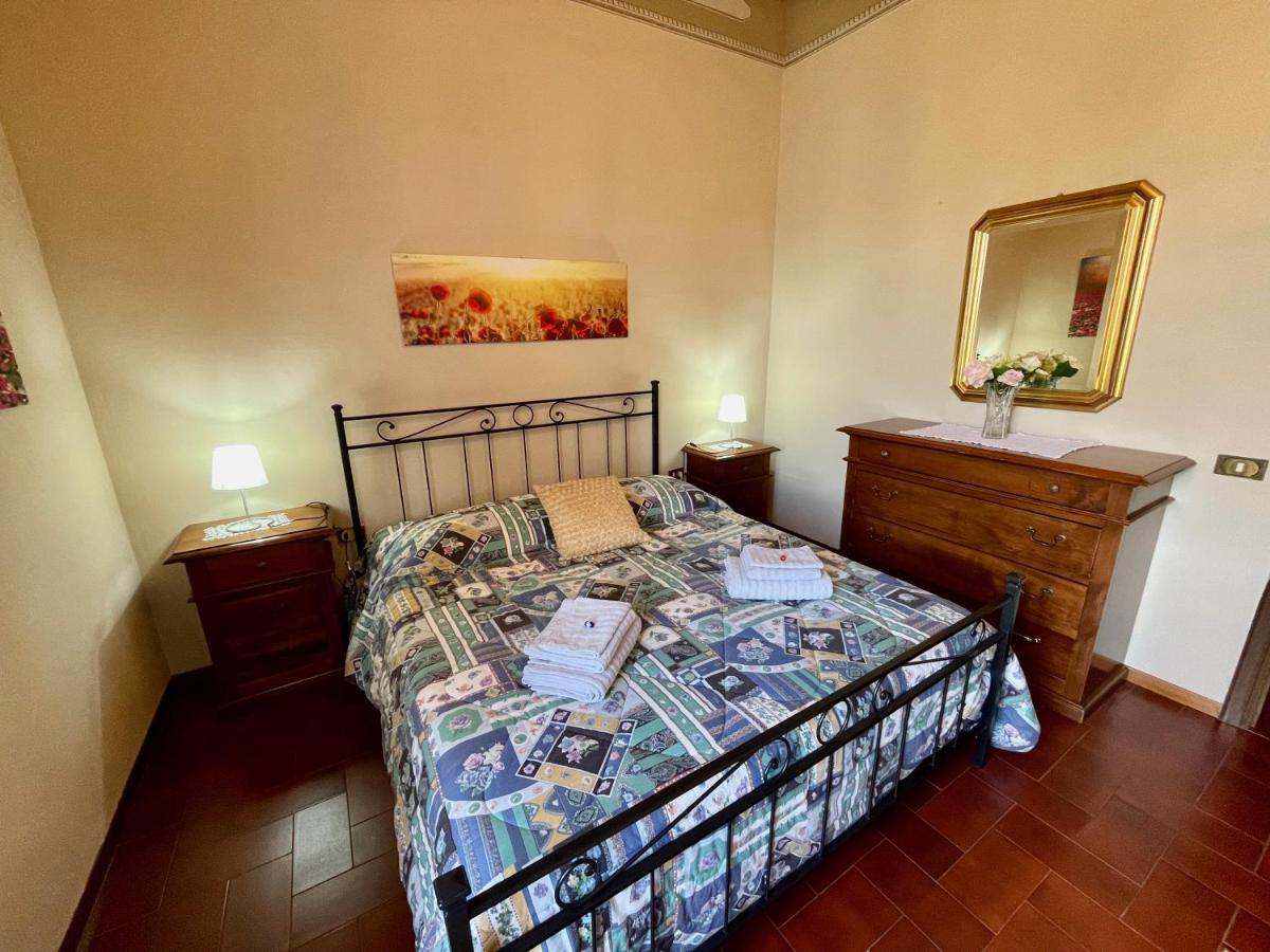 La Torre Di Caprera Apartment Siena Luaran gambar